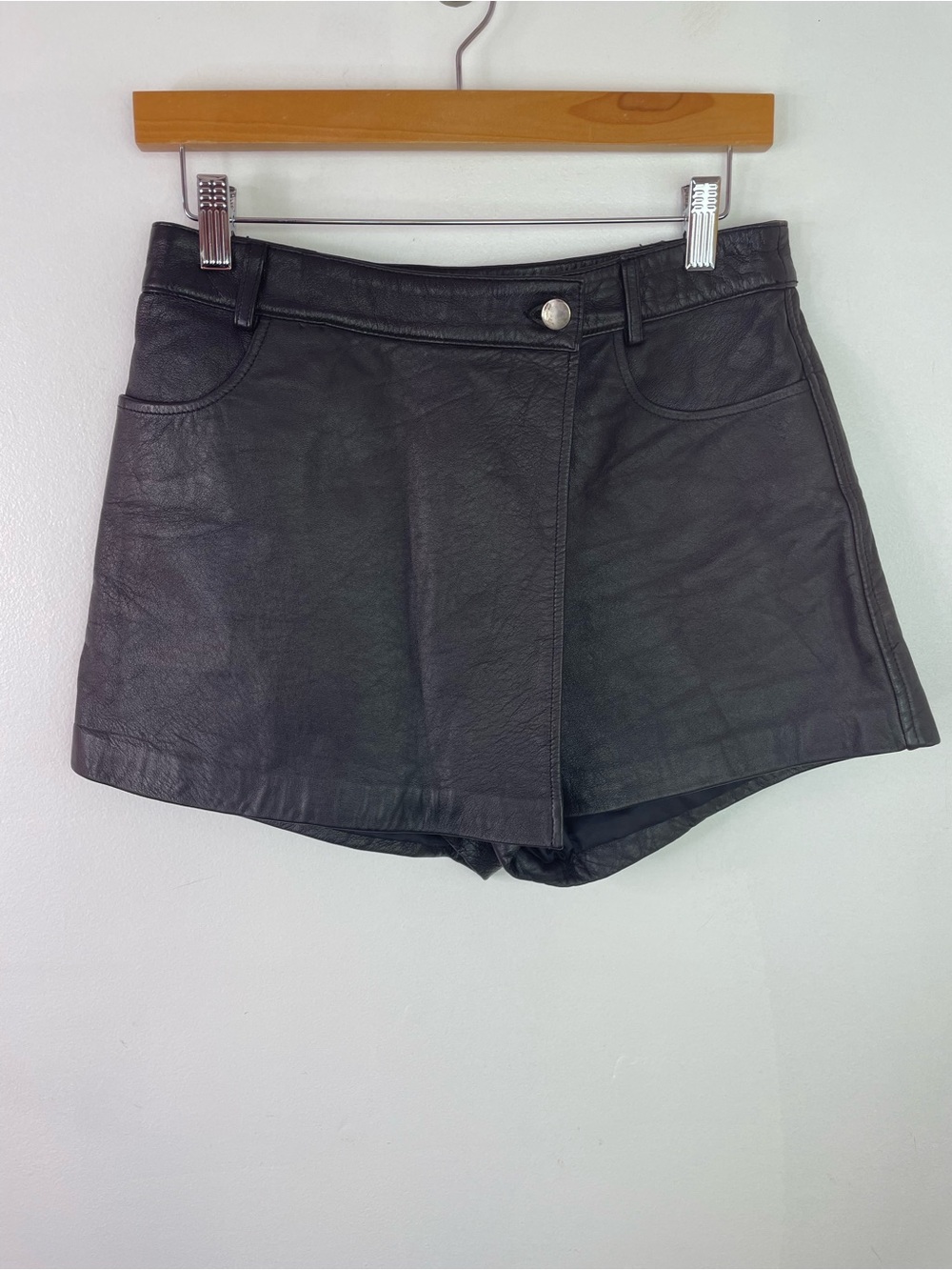 Vintage Black Leather Skort with Metal Zip Shorts Skirt